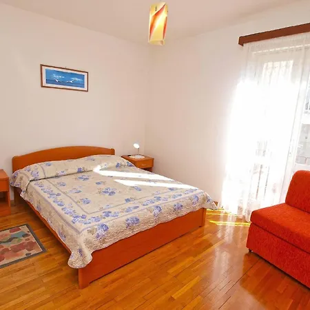 Fuer 5 Personen Ca 50 Qm In Rabac, Istrien Bucht Von Rabac