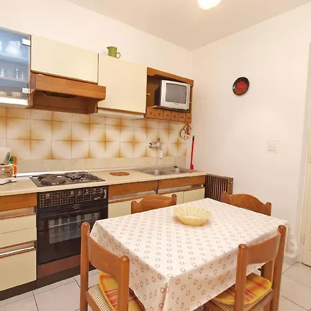Apartment Fuer 5 Personen Ca 50 Qm In Rabac, Istrien Bucht Von *