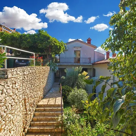 Fuer 5 Personen Ca 50 Qm In Rabac, Istrien Bucht Von Apartment *